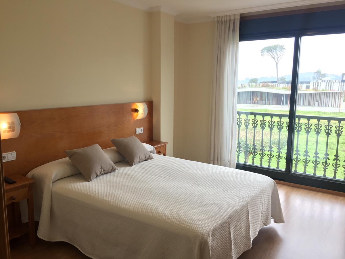 Hostal Santa Baia Ribadumia Buitenkant foto